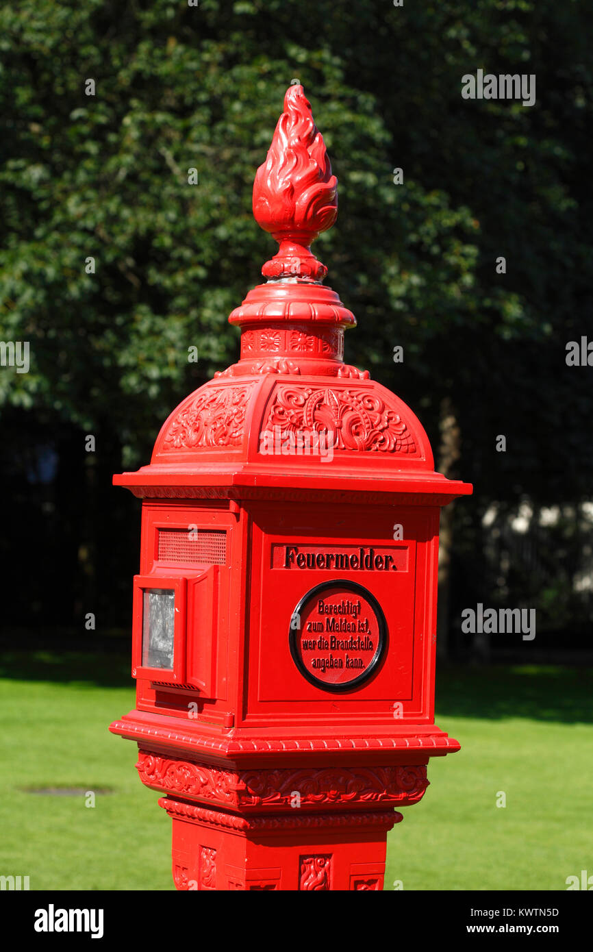 Red old Fire Alarm, Berlin, Germany, Europe  I Historischer Feuermelder,  Berlin, Deutschland, Europa Stock Photo