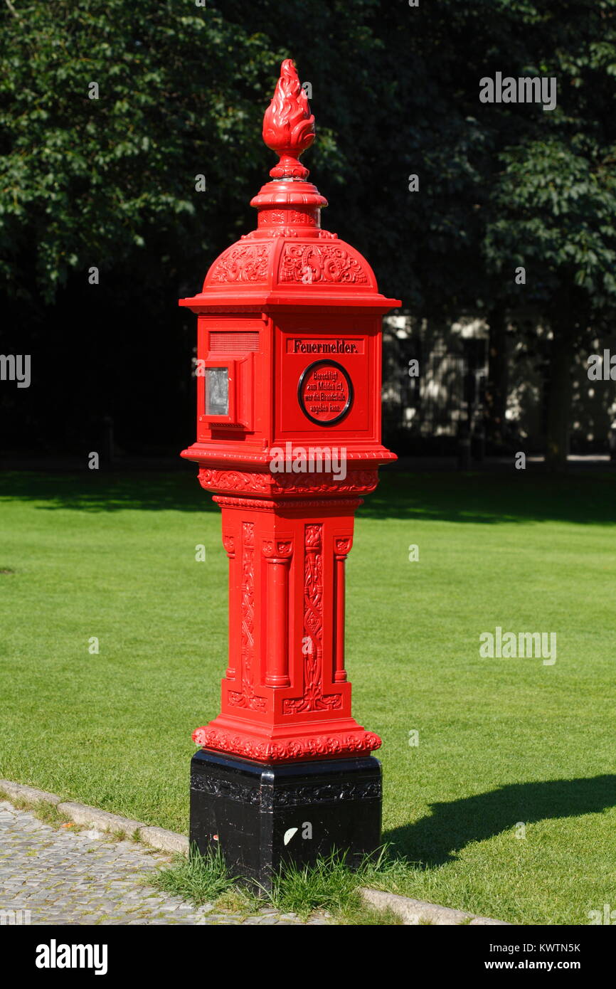 Red old Fire Alarm, Berlin, Germany, Europe  I Historischer Feuermelder,  Berlin, Deutschland, Europa Stock Photo