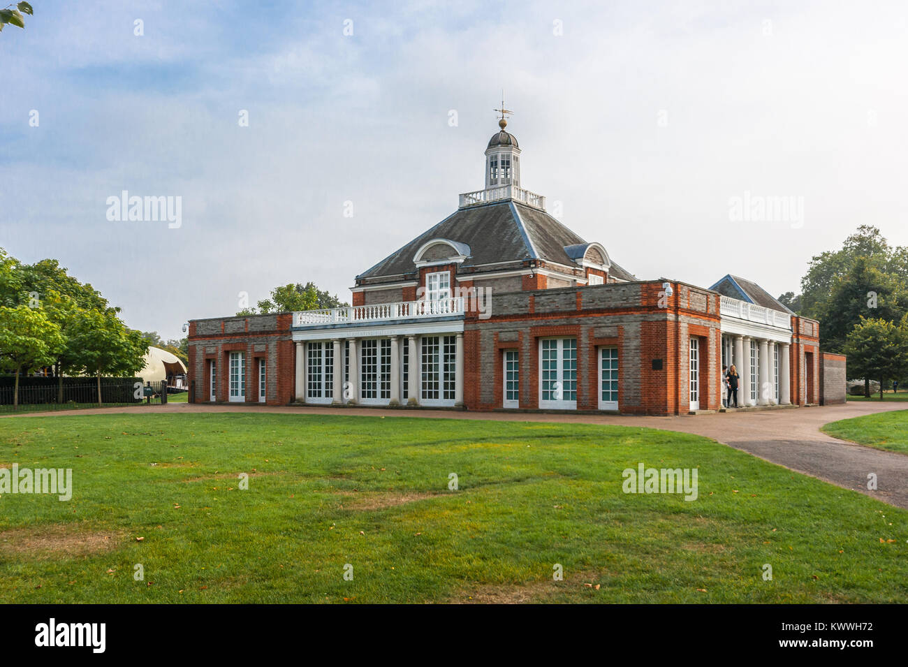 Serpentine Gallery, Kensington Gardens, London; housed in a former British classical style architecture tea pavilion design by James Grey West in 1933 Stock Photo