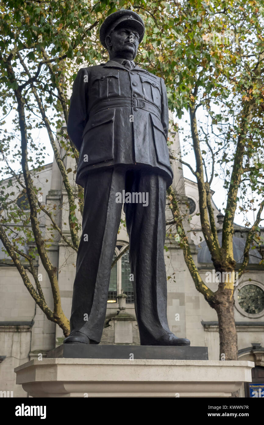 LONDON, UK Statue of Sir Arthur Harris outside St Clement Danes Church