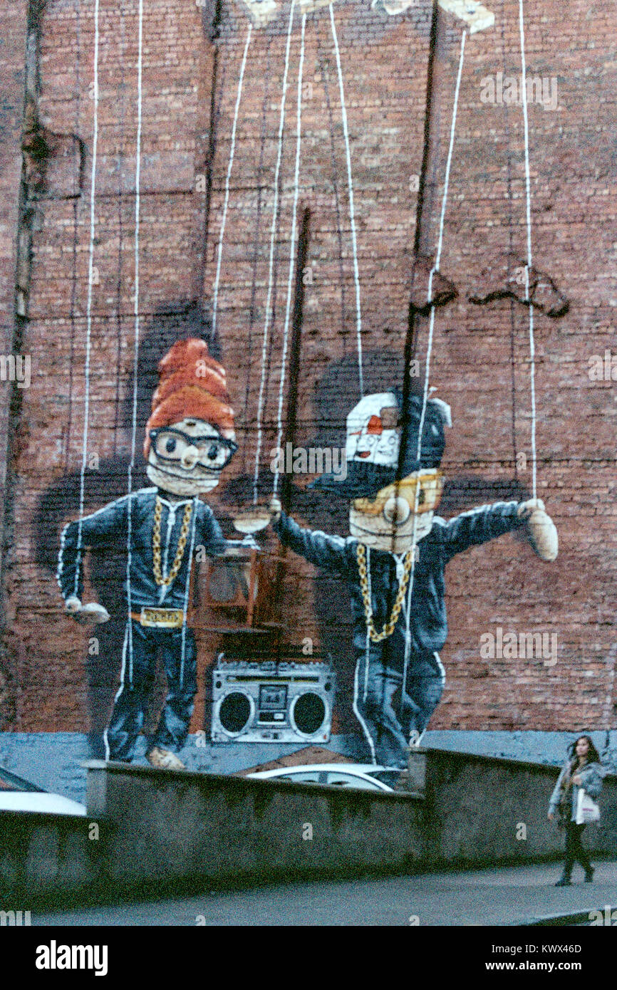 Painting on side of building, Glasgow, Scotland Stock Photo Alamy