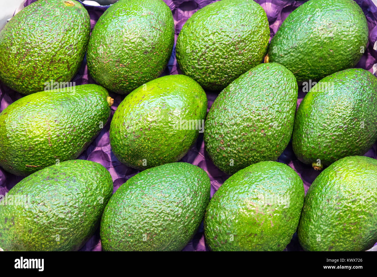 Market stall avocados hires stock photography and images Alamy