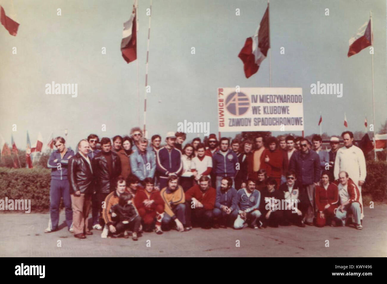Międzynarodowe Zawody Spadochronowe Gliwice 1978 01 Stock Photo