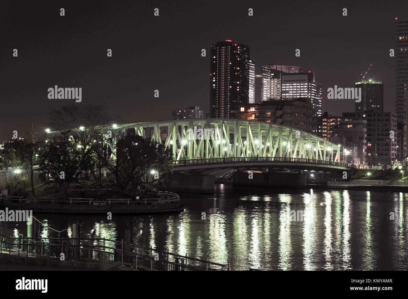 Eitai-bashi Bridge near the Monzen-nakacho area crossing the Sumida River in Tokyo, Japan at night. Stock Photo