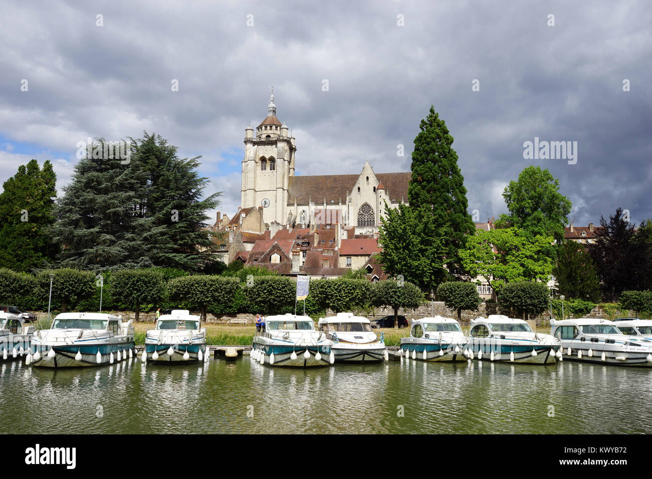 The city of paris france jardins dole essay picture