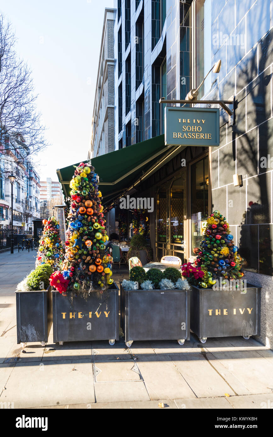 The Ivy Soho Brasserie In Broadwick Street Soho London England Uk Stock Photo Alamy The Ivy Soho Brasserie In Broadwick Street Soho London England Uk Stock Photo Alamy