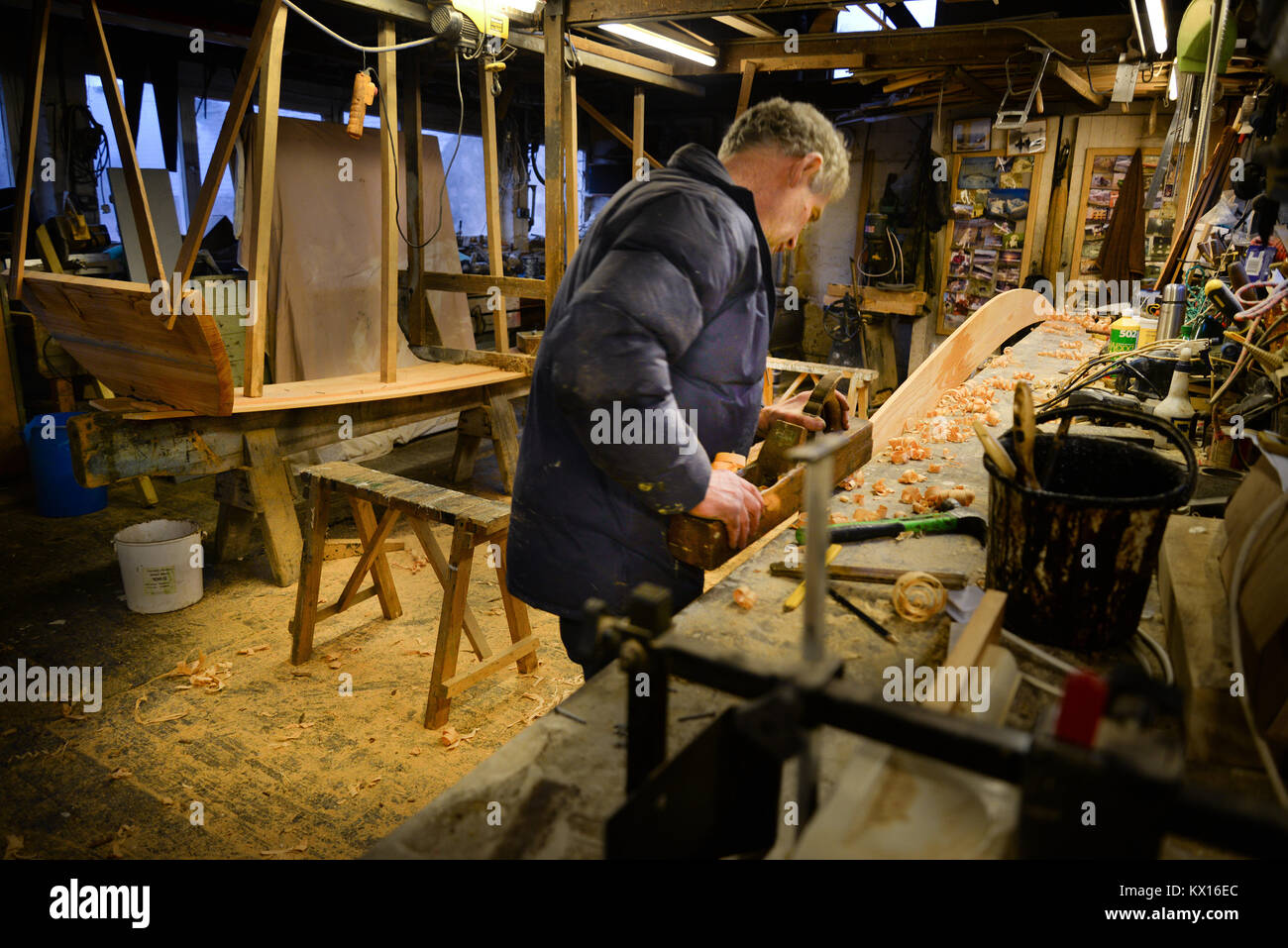 Ian Simpson the last builder of traditional Tweed boats at work on a boat Stock Photo