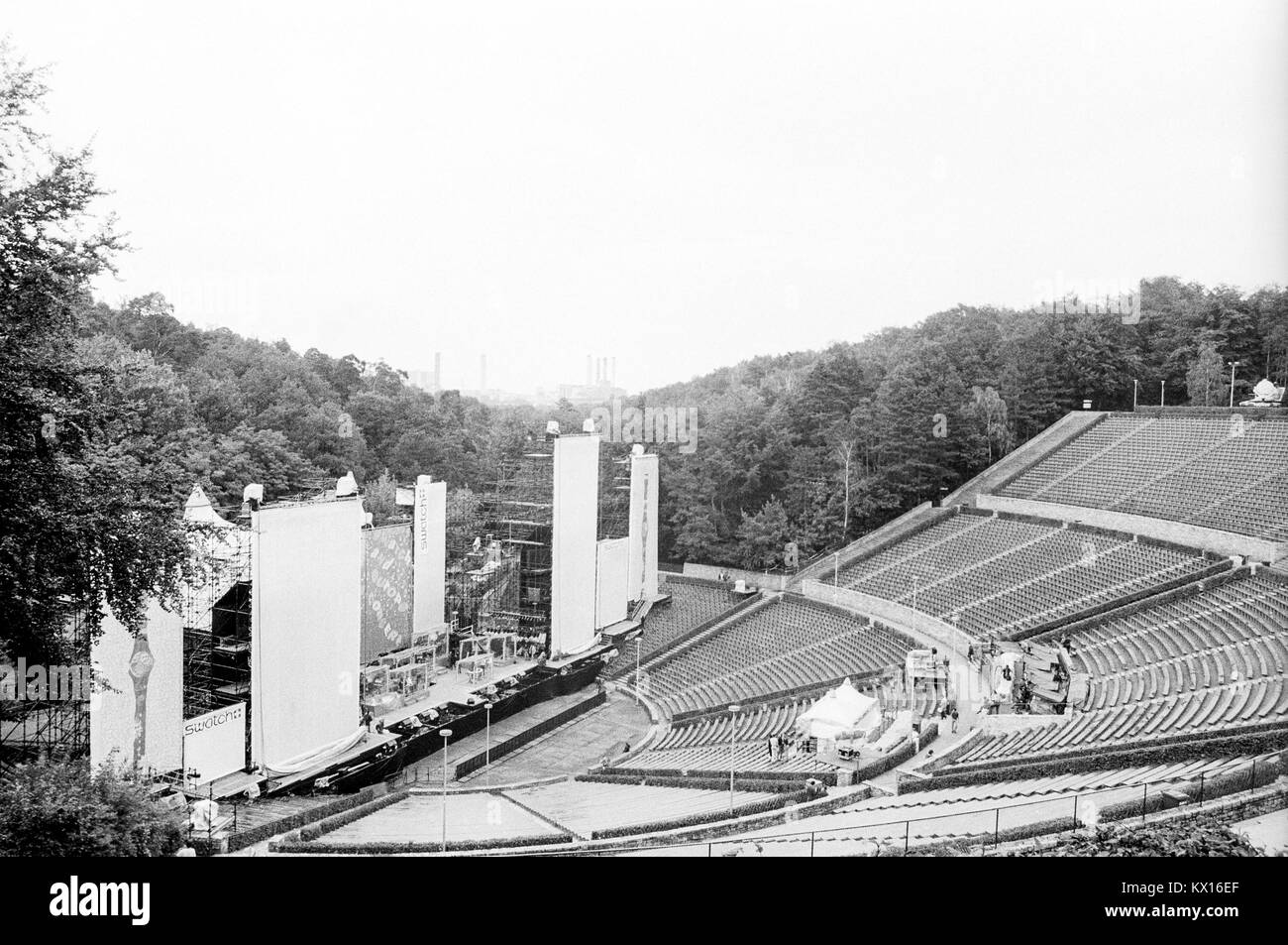 Stage building for Jean Michel Jarre concert Europe in Concert tour, staging by Edwin Shirely Staging constructed in the Waldbhuene outdoor auditorium in Berlin, Germany, 11th September 1993. Stock Photo