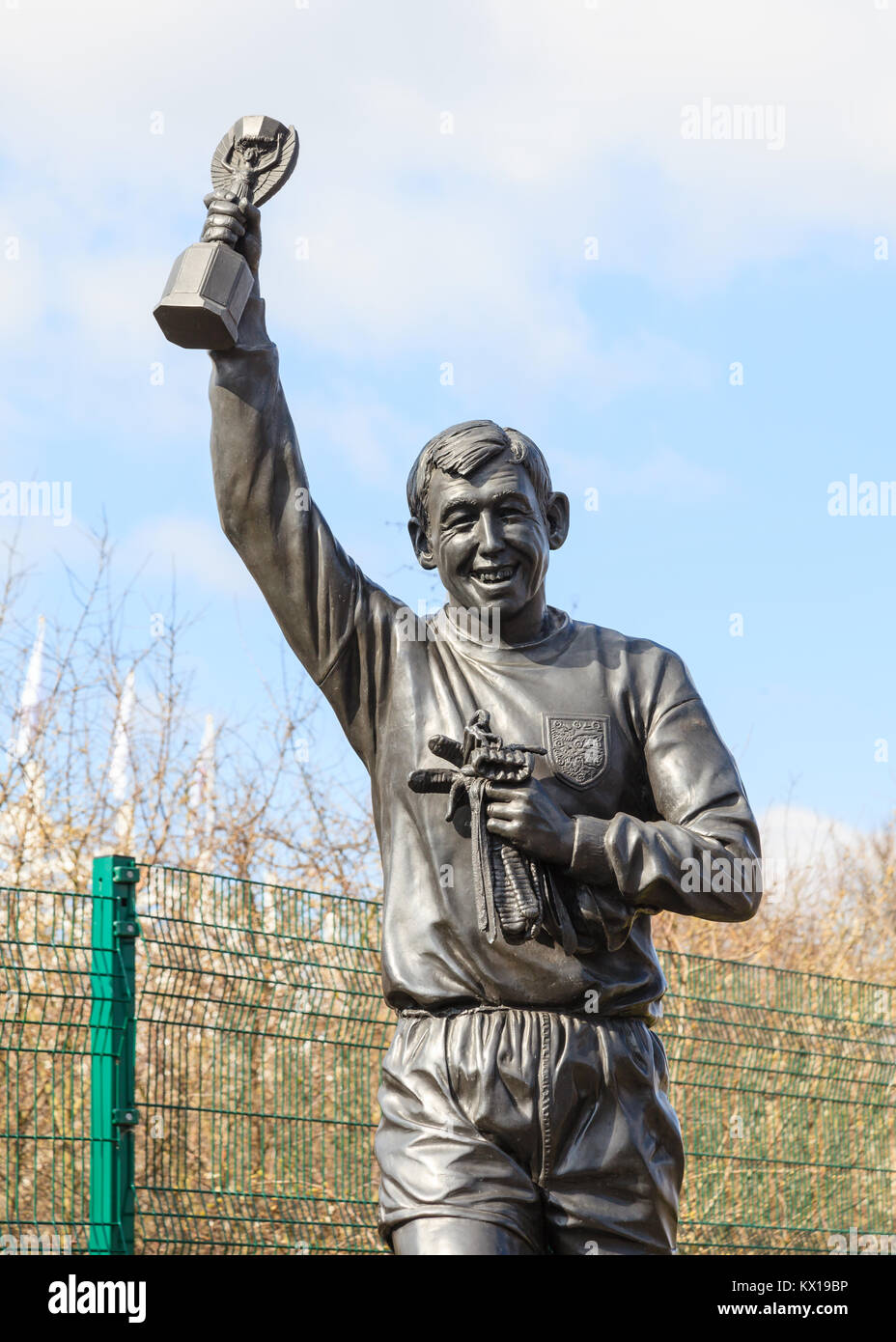 A statue of Gordon Banks in Stoke-On-Trent, England..  It celebrates his role as goalkeeper in the 1966 England World Cup winning football team. Stock Photo