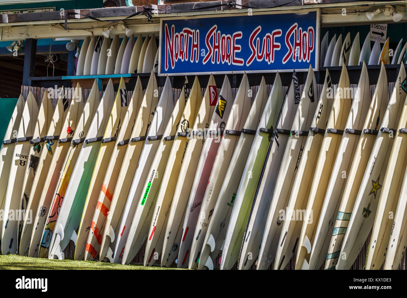 Surfboards for sale hires stock photography and images Alamy