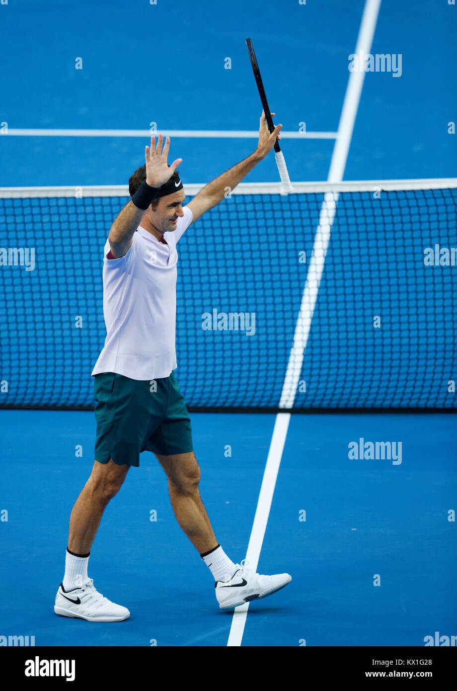 Perth, Australia. 6th january, 2017. Roger Federer of Switzerland celebrates his mens singles win in the final of the Hopman Cup in Perth, Australia, Januray 6, 2018. Credit: Trevor Collens/Alamy Live News Stock Photo