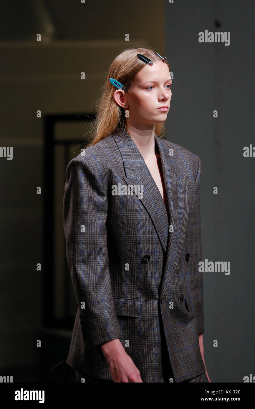 London, UK. 06th Jan, 2018. 6th of January 2018 John Lawrence Sullivan catwalk at London Fashion Week Men's AW18. British Fashion Council Show Space at Strand 180 presenting designers collections for aw18, fw18. Credit: catwalking/runways/Alamy Live News Stock Photo