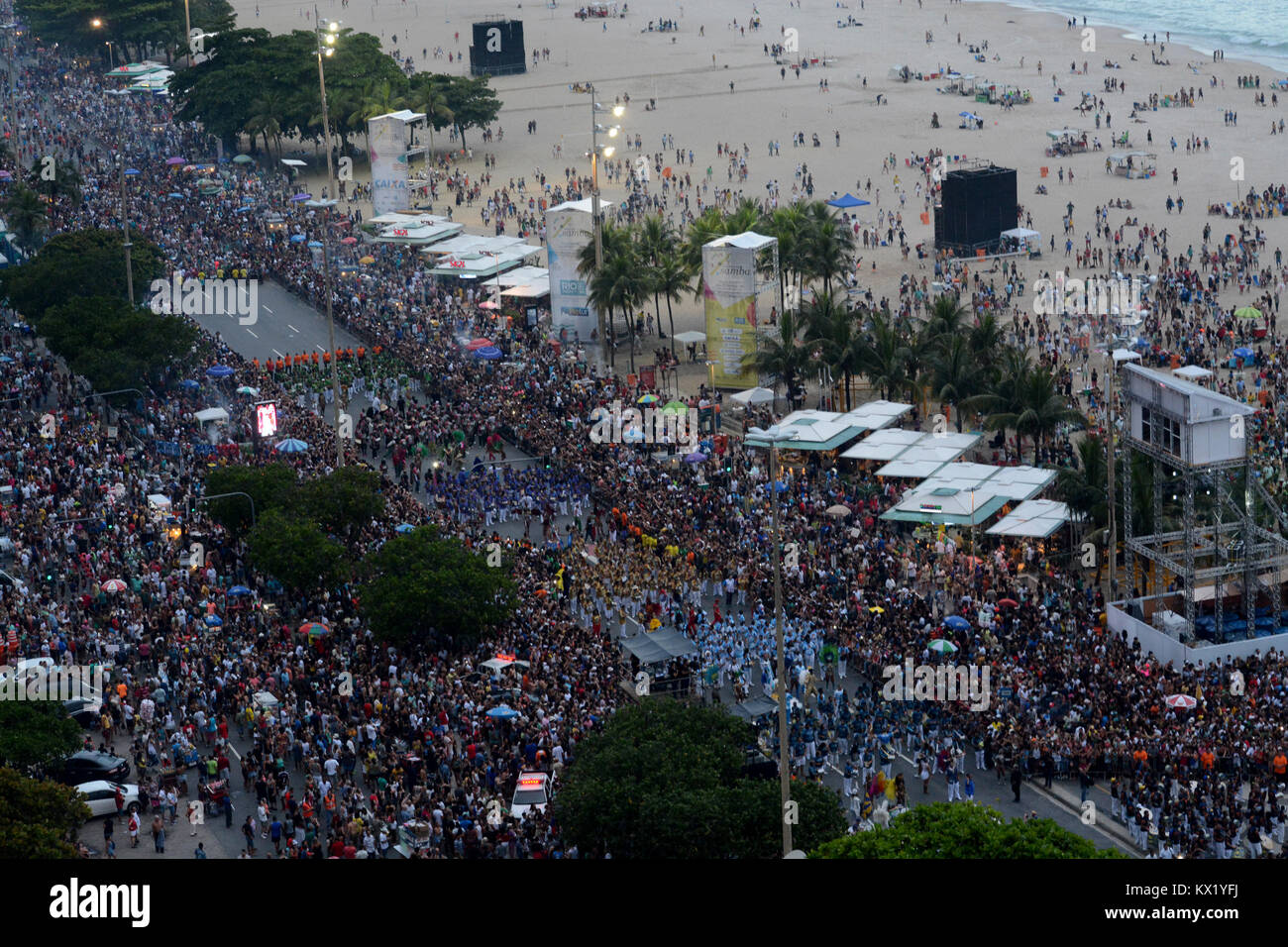 Samba Jan Rio de Janeiro, Brazil. 06th Jan, 2018. Samba Meeting at Copacabana ...