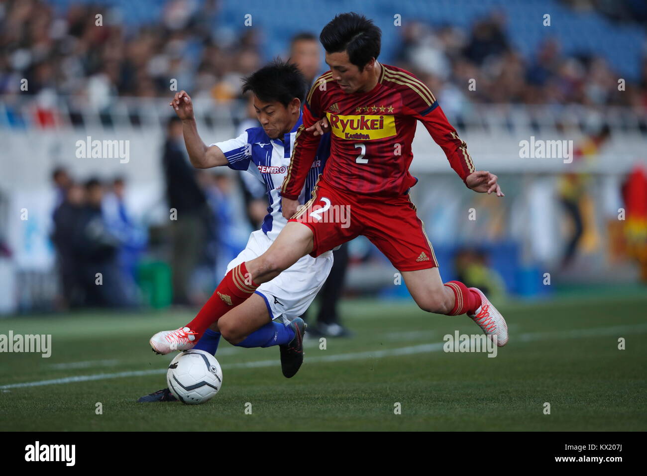 Saitama, Japan. 6th Jan, 2018. (L-R) Ikumi Yamashita (), Ryuto Kondo ()  FootballSoccer : 95th All Japan High School Soccer Tournament Semi-final  between Ryutsu Keizai Univ. Kashiwa High School 1-0 Yaita Chuo