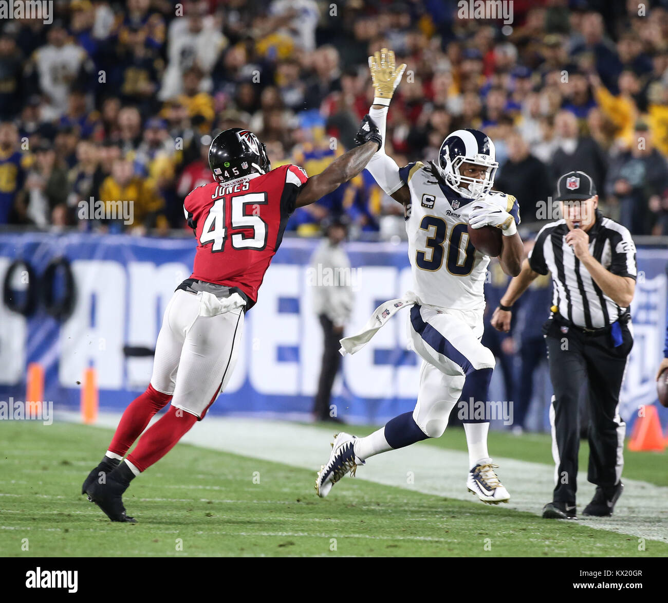 Deion jones football hi-res stock photography and images - Alamy