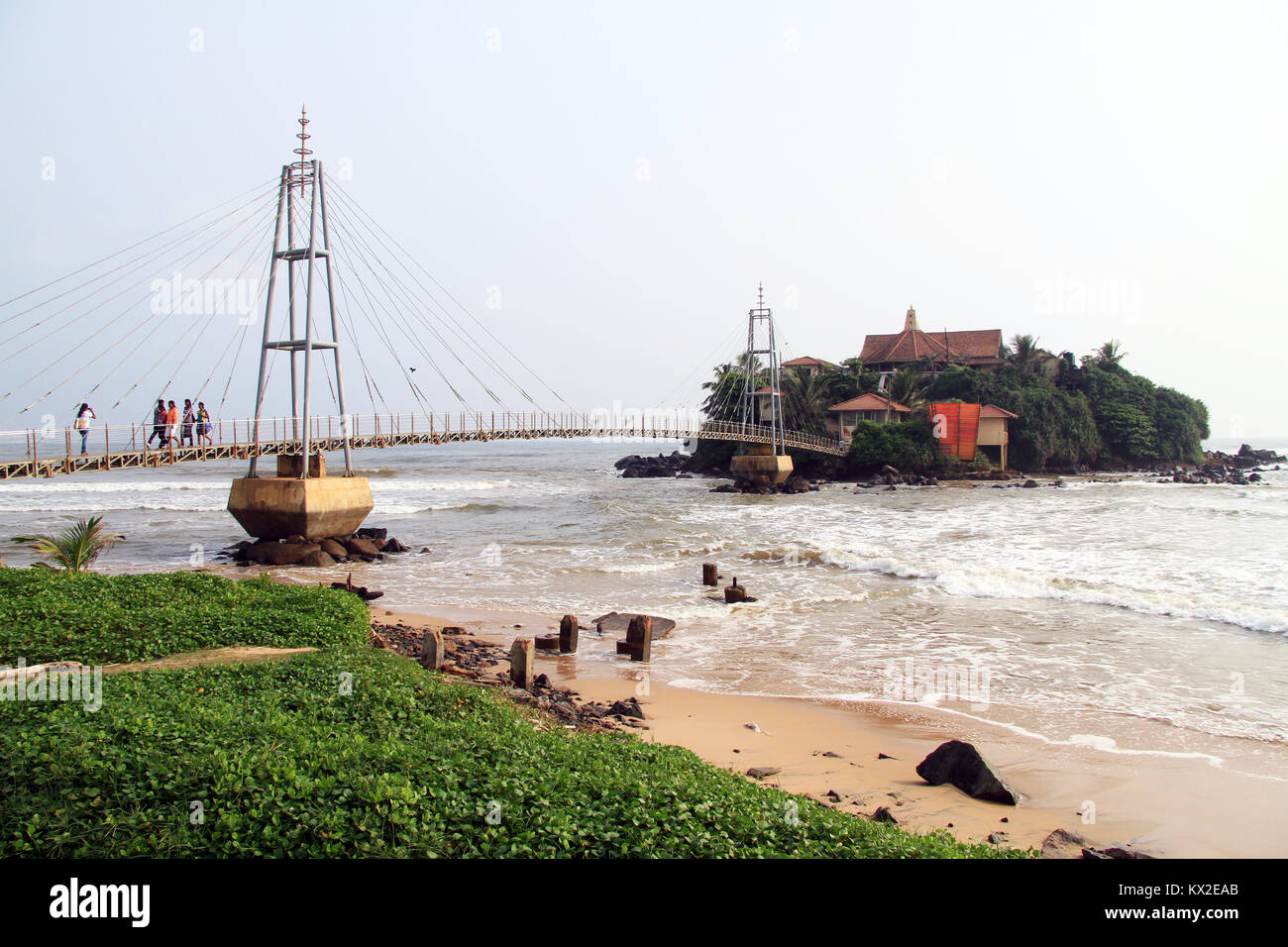 Island sri lanka bridge hi-res stock photography and images - Alamy