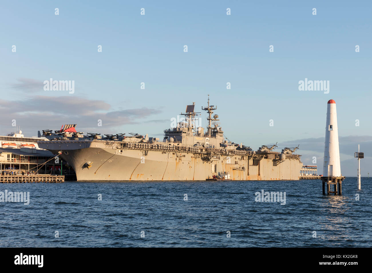 USS Bonhomme Richard (LHD-6) Wasp-class amphibious assault ship of the United States Navy docked at Station Pi Stock Photo