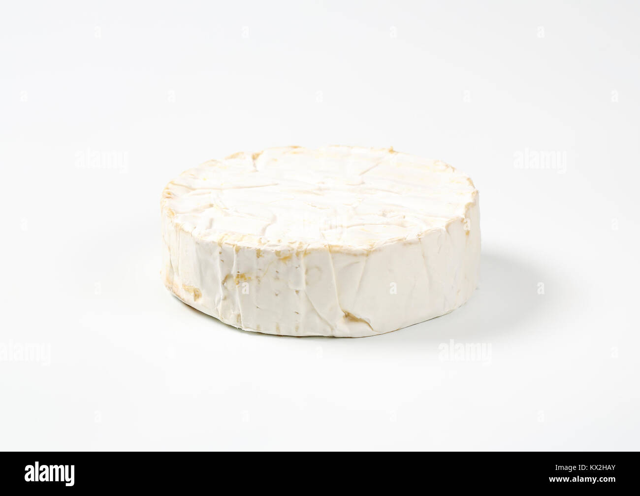 Soft Rind Ripened Cheese wheel of soft-ripened cheese with white rind Stock Photo - Alamy