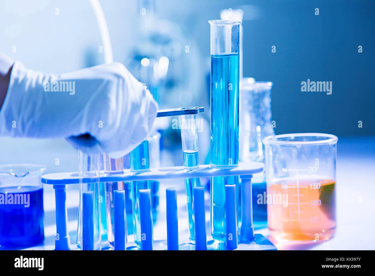 Indian Man scientist test tube esearch chemical lab Science chemistry Stock Photo