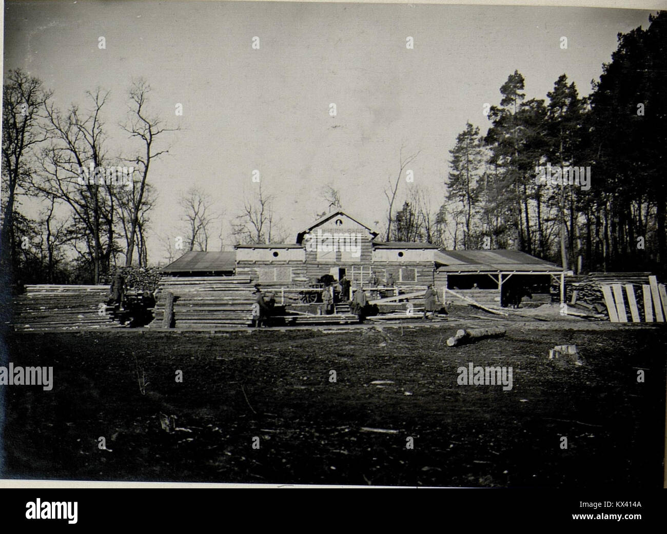 Das Sägewerk des 9. Korpskommandos bei Worotniewo in seinem späteren Entwicklungsstadium im März 1916 (BildID 15541820) Stock Photo