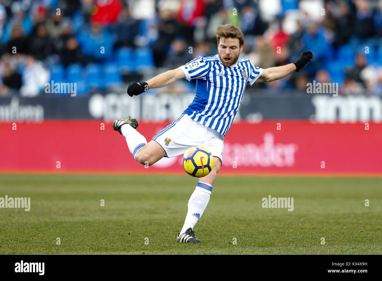 Madrid, Spain. 07th Jan, 2018. Asier Illarramendi (Real Sociedad). in  action during La Liga match between Leganes FC vs Real Sociedad at the  Municipal de Butarque stadium in Madrid, Spain, January 7,