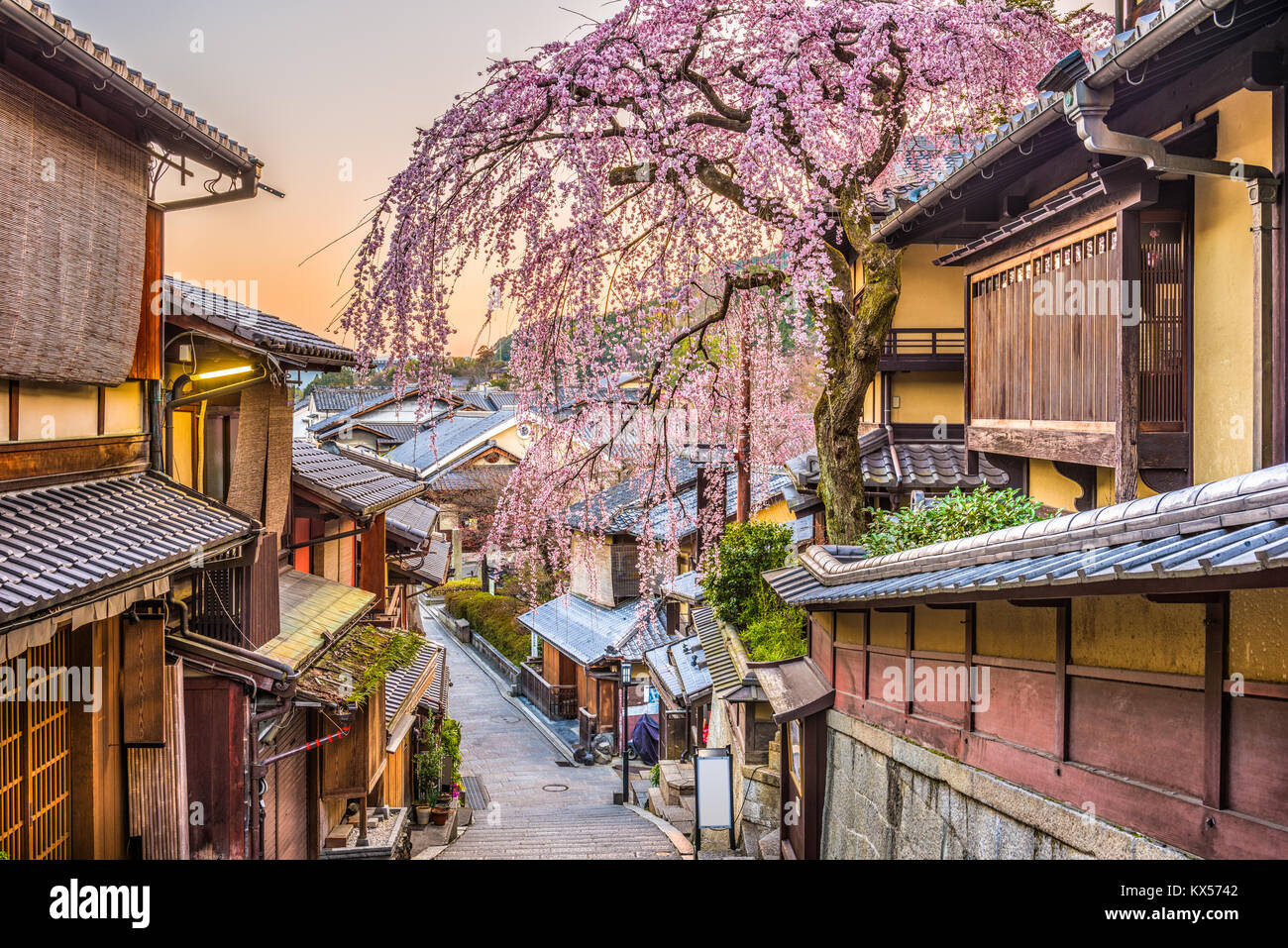 Kyoto, Japan springtime at the historic Higashiyama distirct. Stock Photo
