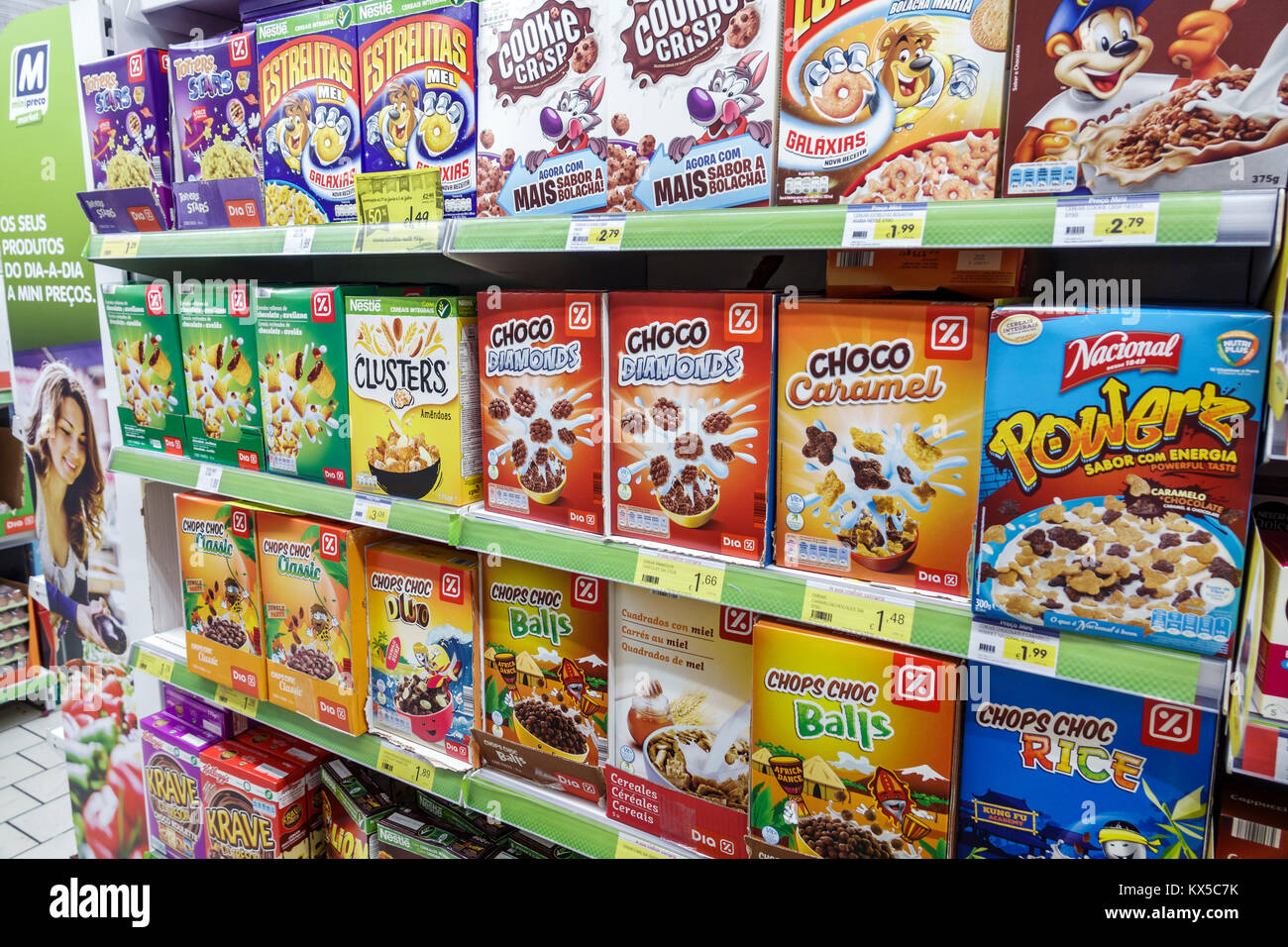 Grocery store in lisbon portugal High Resolution Stock Photography and