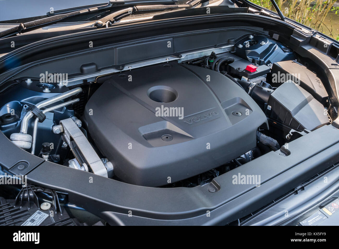Hong Kong China Aug 30 17 Volvo Xc60 17 Engine Aug 30 17 Stock Photo Alamy