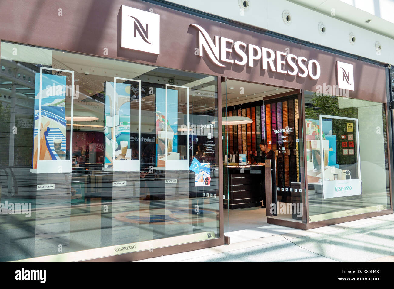 Nespresso boutique hi-res stock photography and images - Alamy