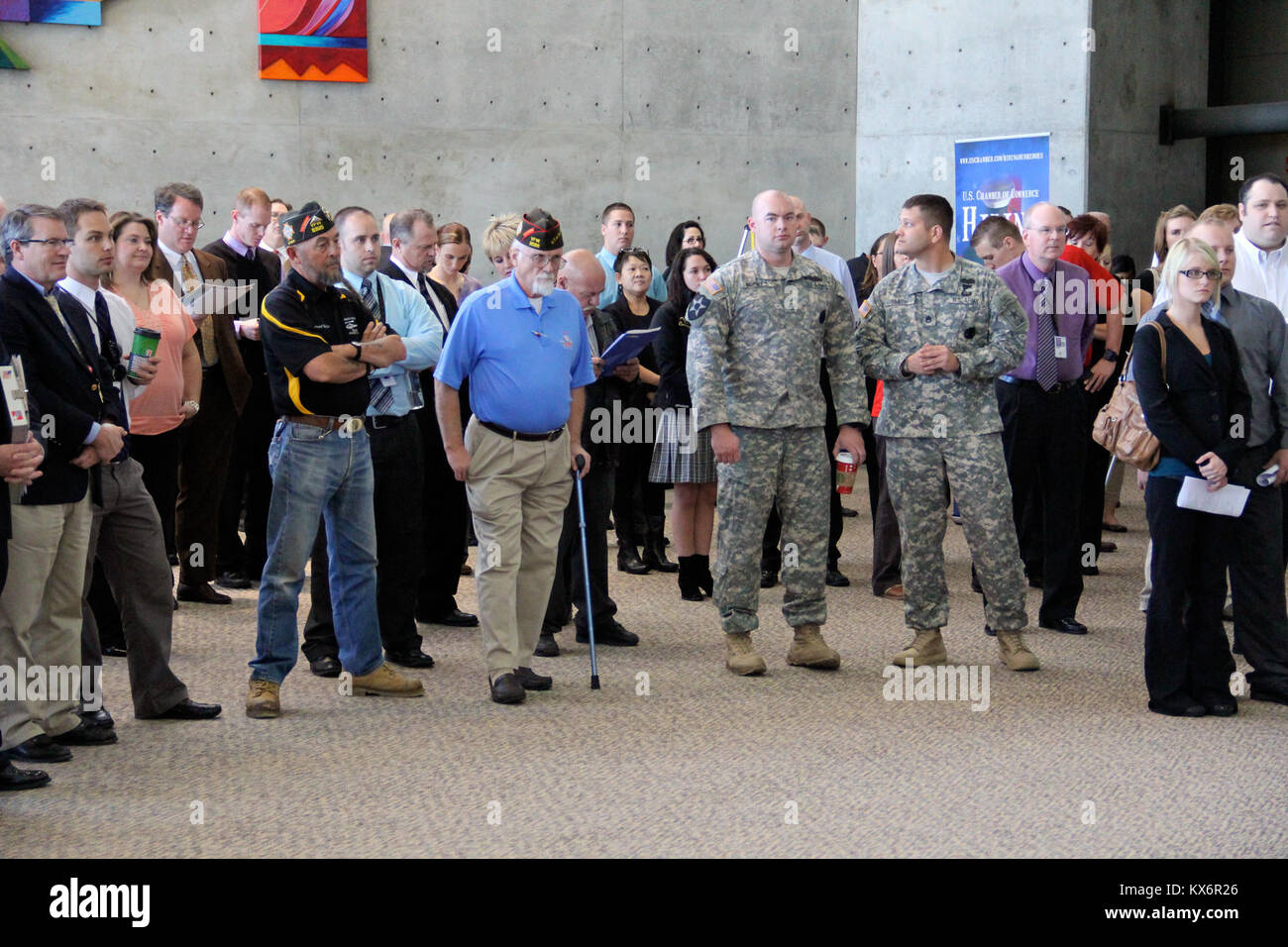 U.S. Army National Guard personnel daily duties and life. Working ...