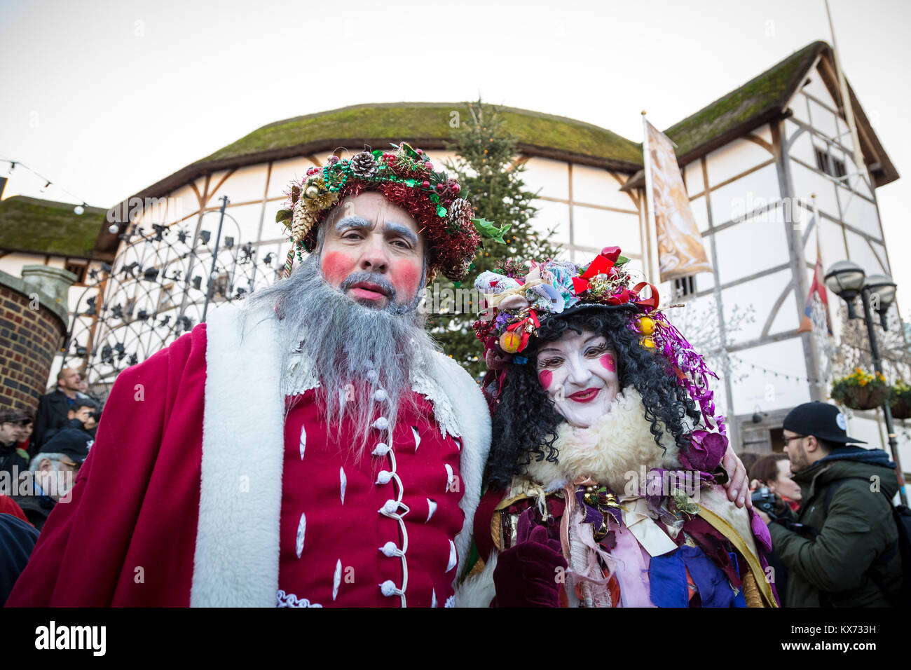 London, UK. 7th Jan, 2018. Mummers from The Lions Part perform near the Globe Theatre in celebration of Twelfth Night, marking the end of the twelve days of winter festivities. Credit: Guy Corbishley/Alamy Live News Stock Photo