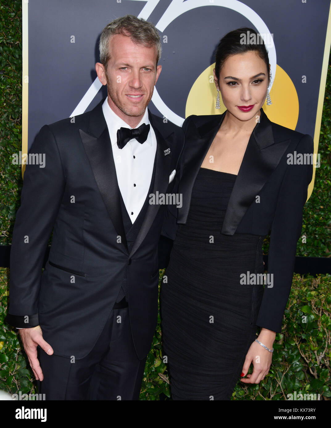 Beverly Hills, California, Usa. 07Th Jan, 2018. Gal Gadot + Husband Yaron  Versano 101 Attends The 75Th Annual Golden Globe Awards Ceremony At The  Beverly Hilton Hotel In Beverly Hills. Ca. January