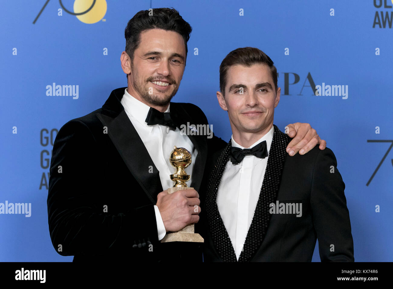 James Franco And Dave Franco R Pose In The Press Room Of