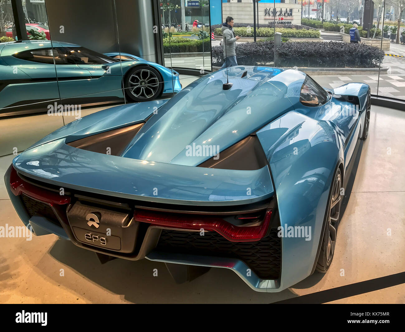 Shanghai, Shanghai, China. 8th Jan, 2018. .The electric supercar Nio EP9 can be seen at a shopping mall in Shanghai, January 8th, 2018. Credit: SIPA Asia/ZUMA Wire/Alamy Live News Stock Photo