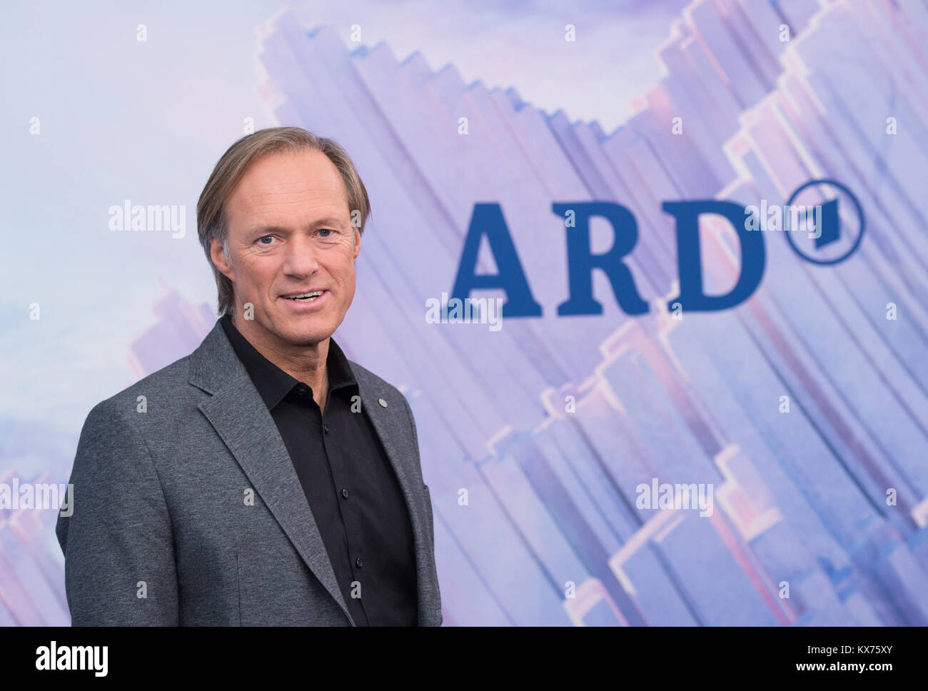 Gerhard DELLING (ARD Moderator Olympia Live) ARD- /ZDF - Olympia- und Paralympics Pressekonferenz in Berlin, Germany am 12.12.2017