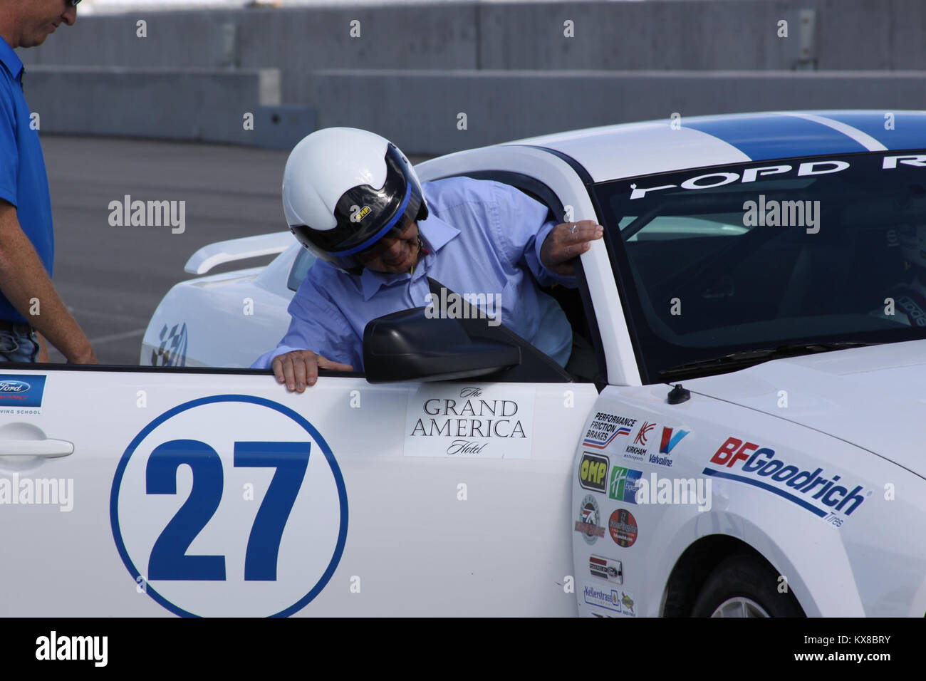 US Army National Guard personnel, veterans, family and friends ...