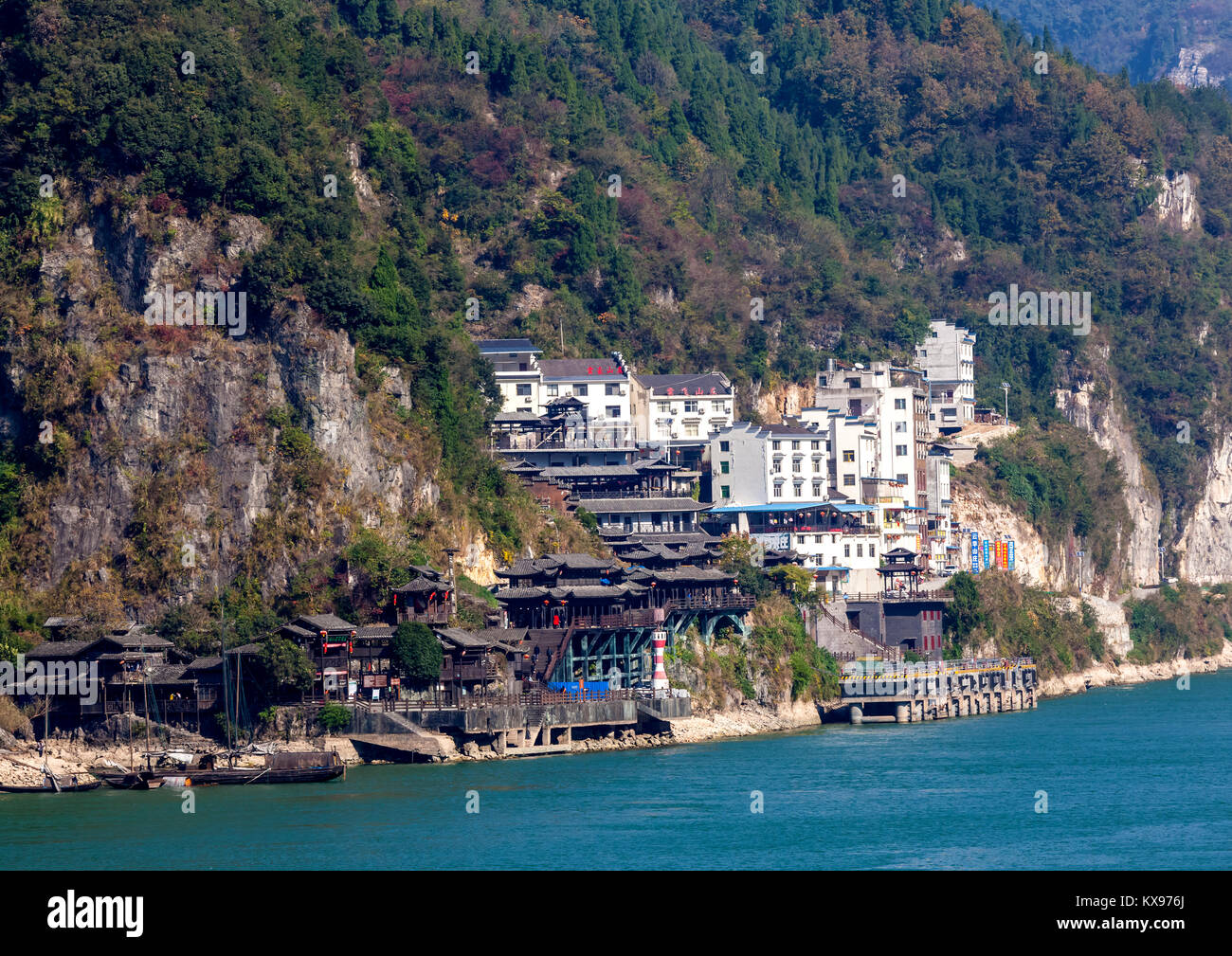 New buildings alongside the old following flooding of Yangtze River after construction of Three Gorges Dam Stock Photo