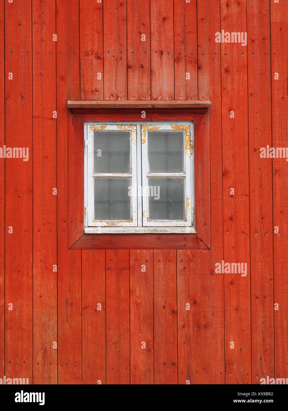 White sash windows hi-res stock photography and images - Alamy