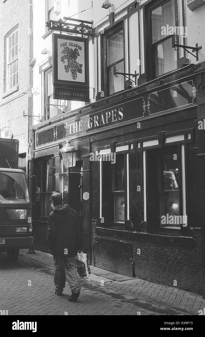 black and white images of The Grapes pub in Mathew Street in Liverpool