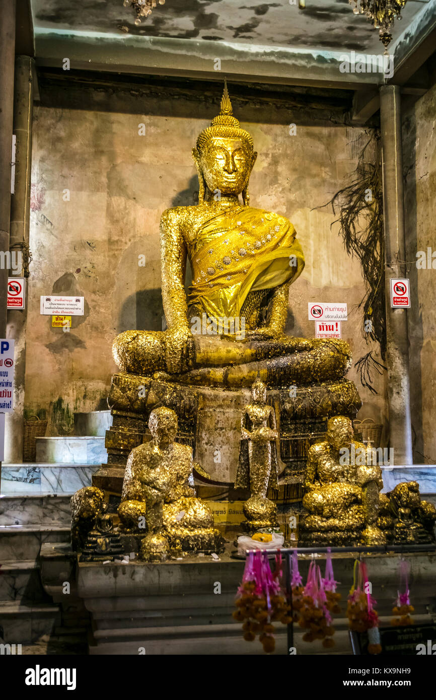 Statue of Buddha, Ordination Hall, Bang Kung Camp, Samut Songkhram, Thailand. Stock Photo