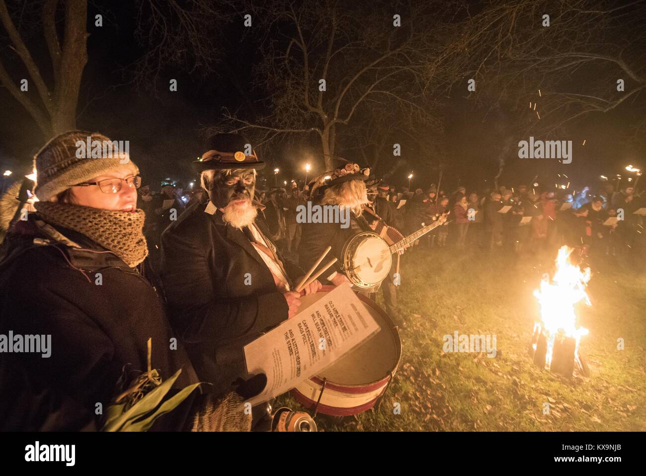 Much Marcle, Herefordshire, UK. 6th January 2018. Pictured: People sing ...