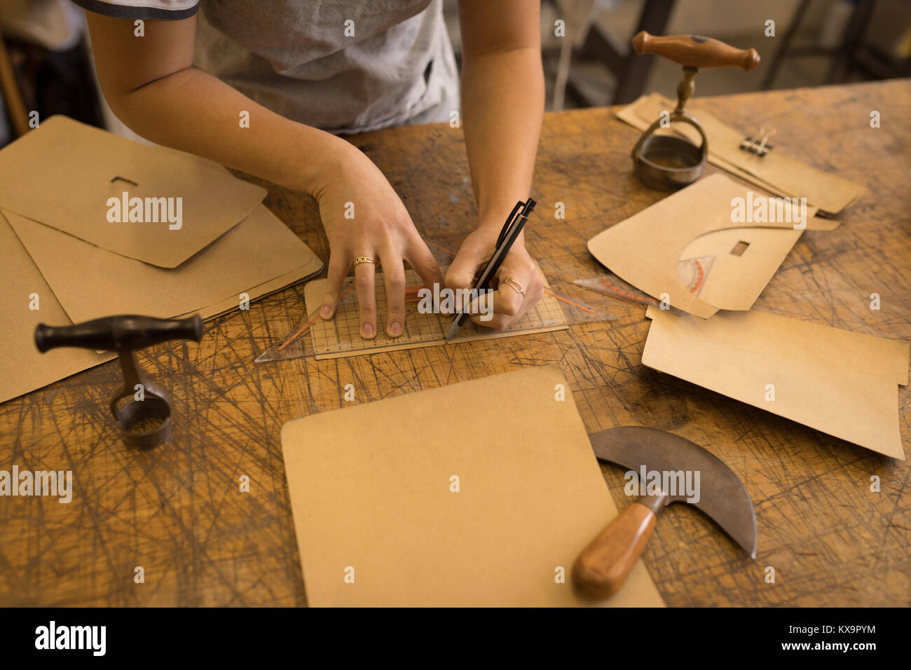 Leather worker woman hi-res stock photography and images - Alamy