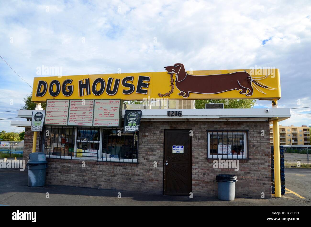 Dog House Drive In - Albuquerque, New Mexico - Gil's Thrilling (And  Filling) Blog