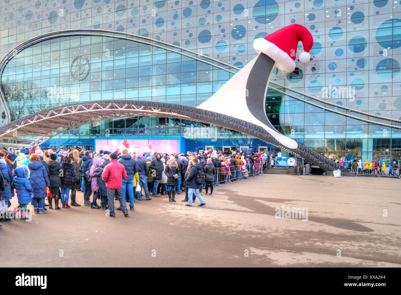MOSCOW, RUSSIA - January 04.2018: People stand in huge queues in the Centre of Oceanography and marine biology Moskvarium. The current aquarium was bu Stock Photo