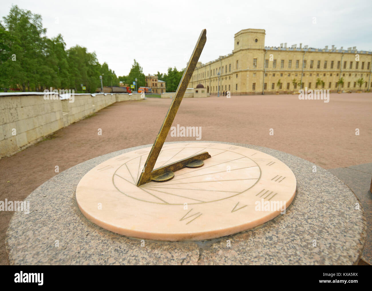 An ancient sundial.The shadow of the sun tells the time Stock Photo Alamy