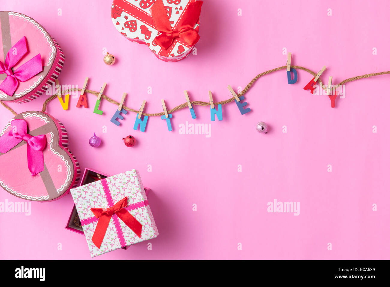 Pink love gift box hi-res stock photography and images - Alamy