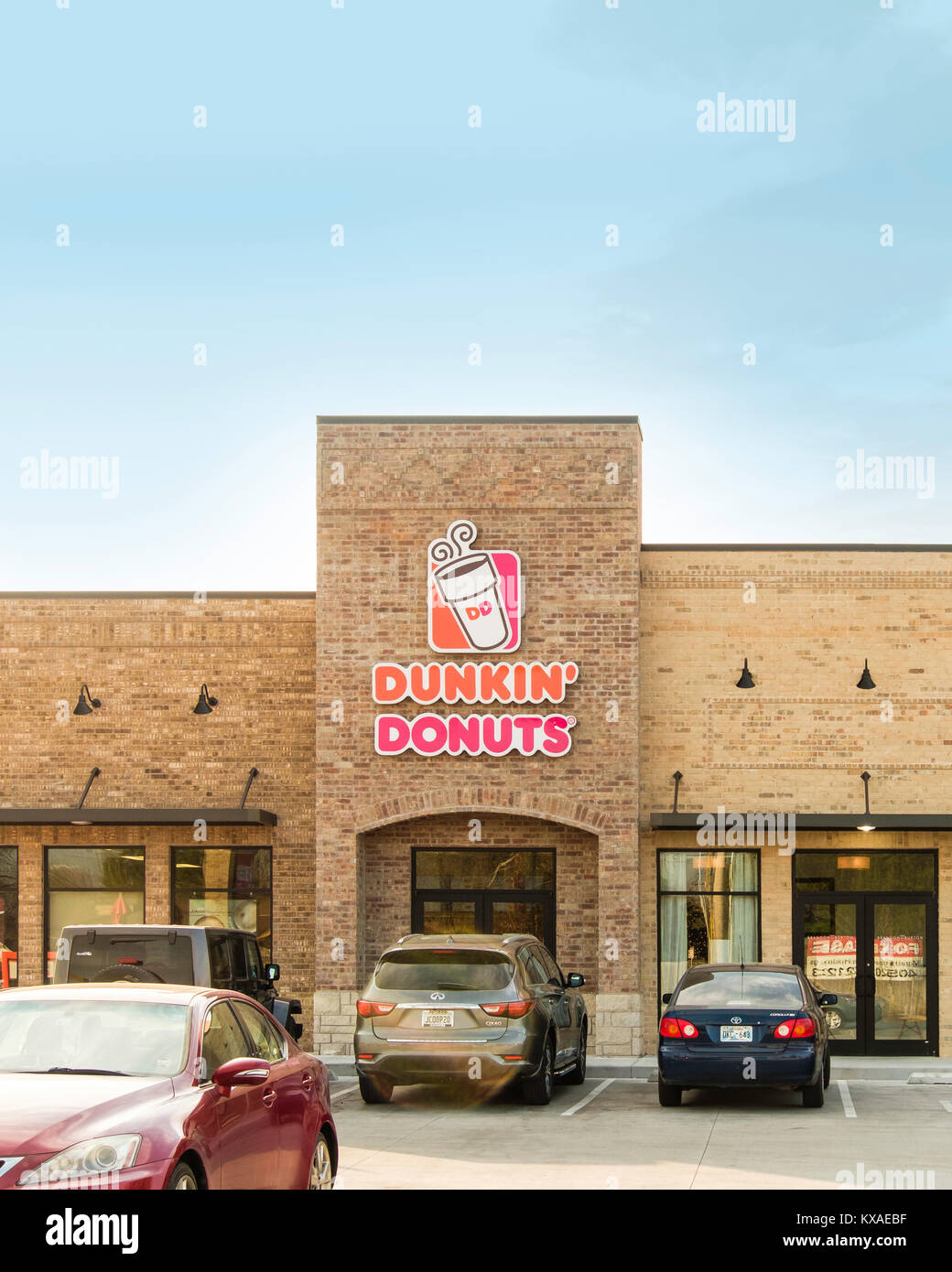 The entrance and exterior storefront of Dunkin' Donuts in Oklahoma City, Oklahoma, USA. Stock Photo