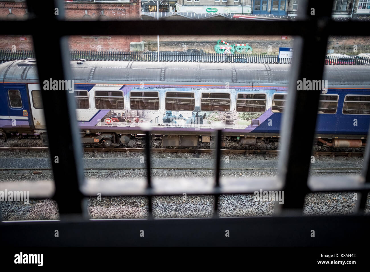 Harrogate Train Station, UK. 8th Jan, 2018. Here to get you there ...