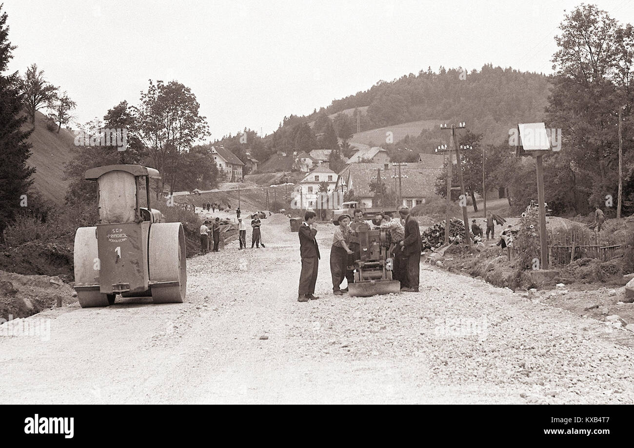 Gradnja asfaltirane ceste čez Trojane 1959 (3) Stock Photo