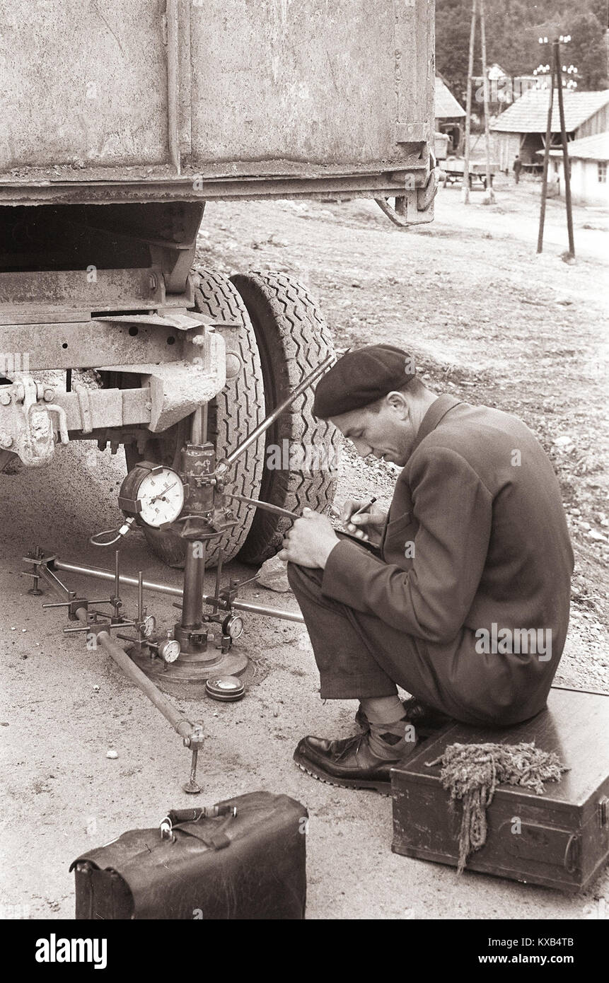 Gradnja asfaltirane ceste čez Trojane 1959 (6) Stock Photo